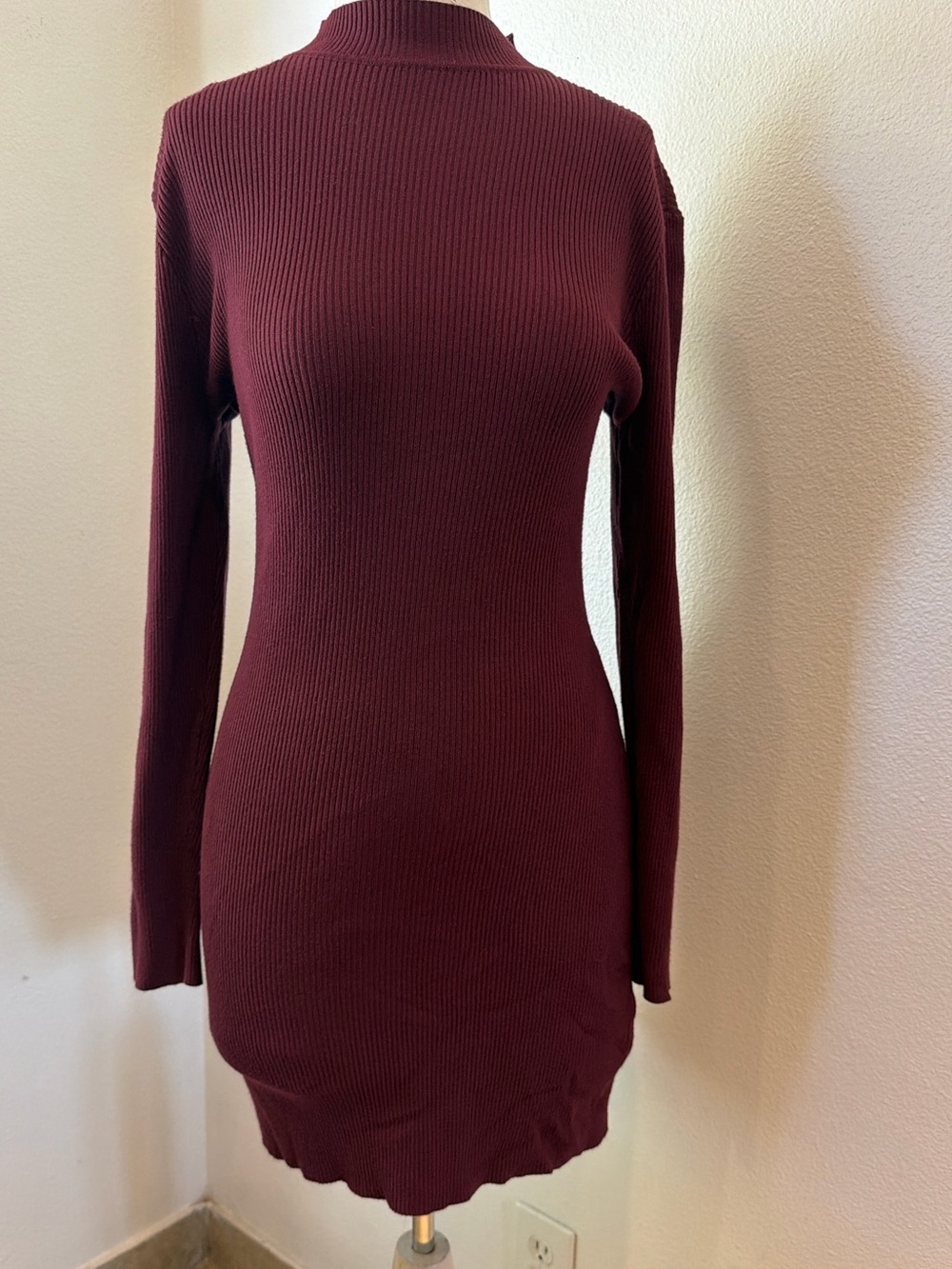 Cotton On Fitted Ribbed Long-Sleeve Dress in Wine